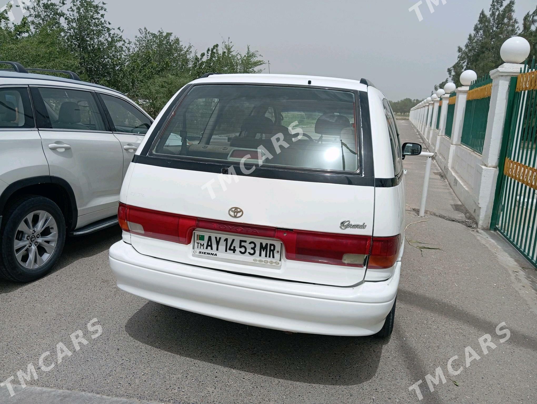 Toyota Previa 1994 - 80 000 TMT - Мары - img 2