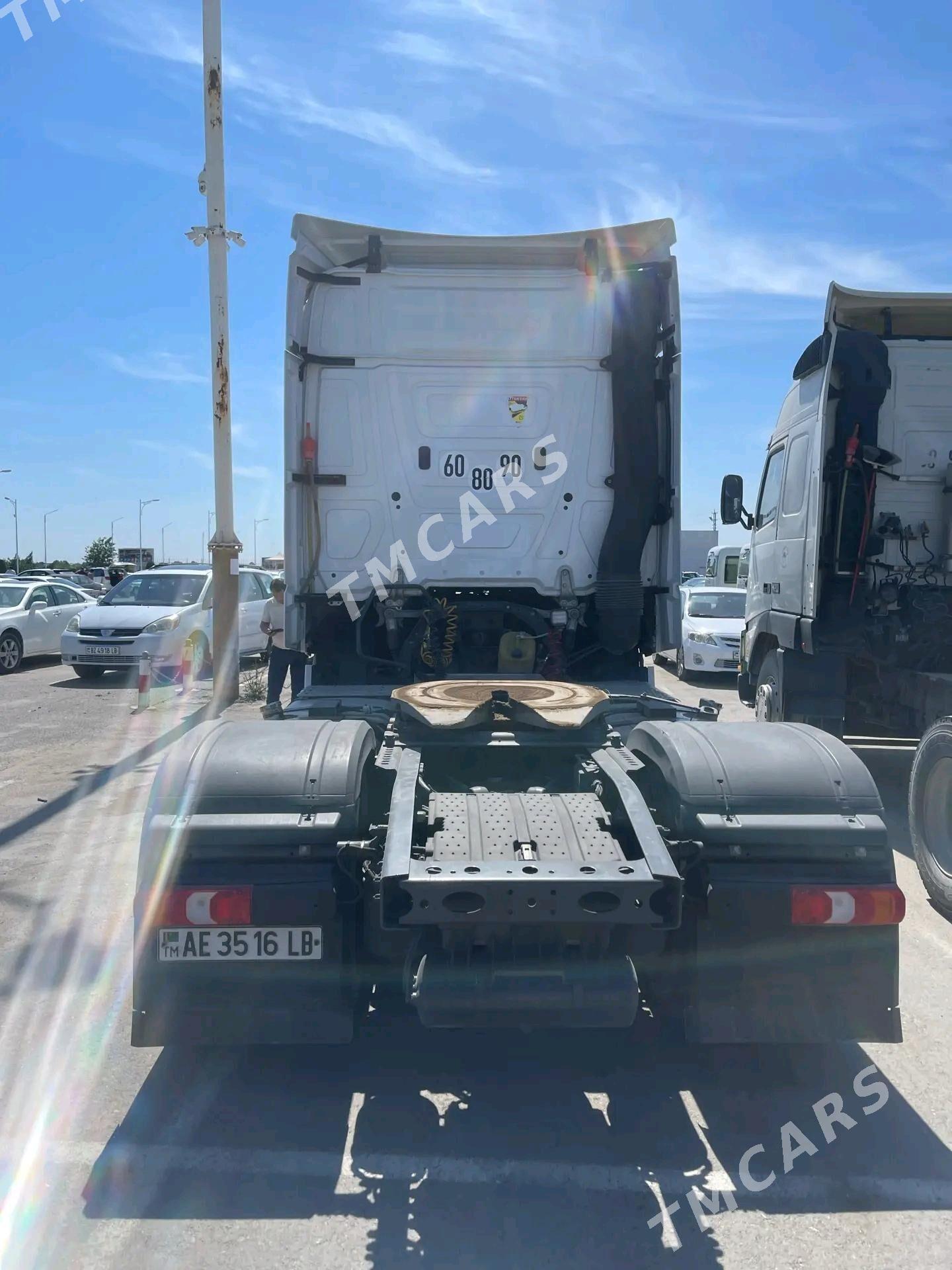Mercedes-Benz ACTROS 3331 2019 - 850 000 TMT - Гарабекевюл - img 3