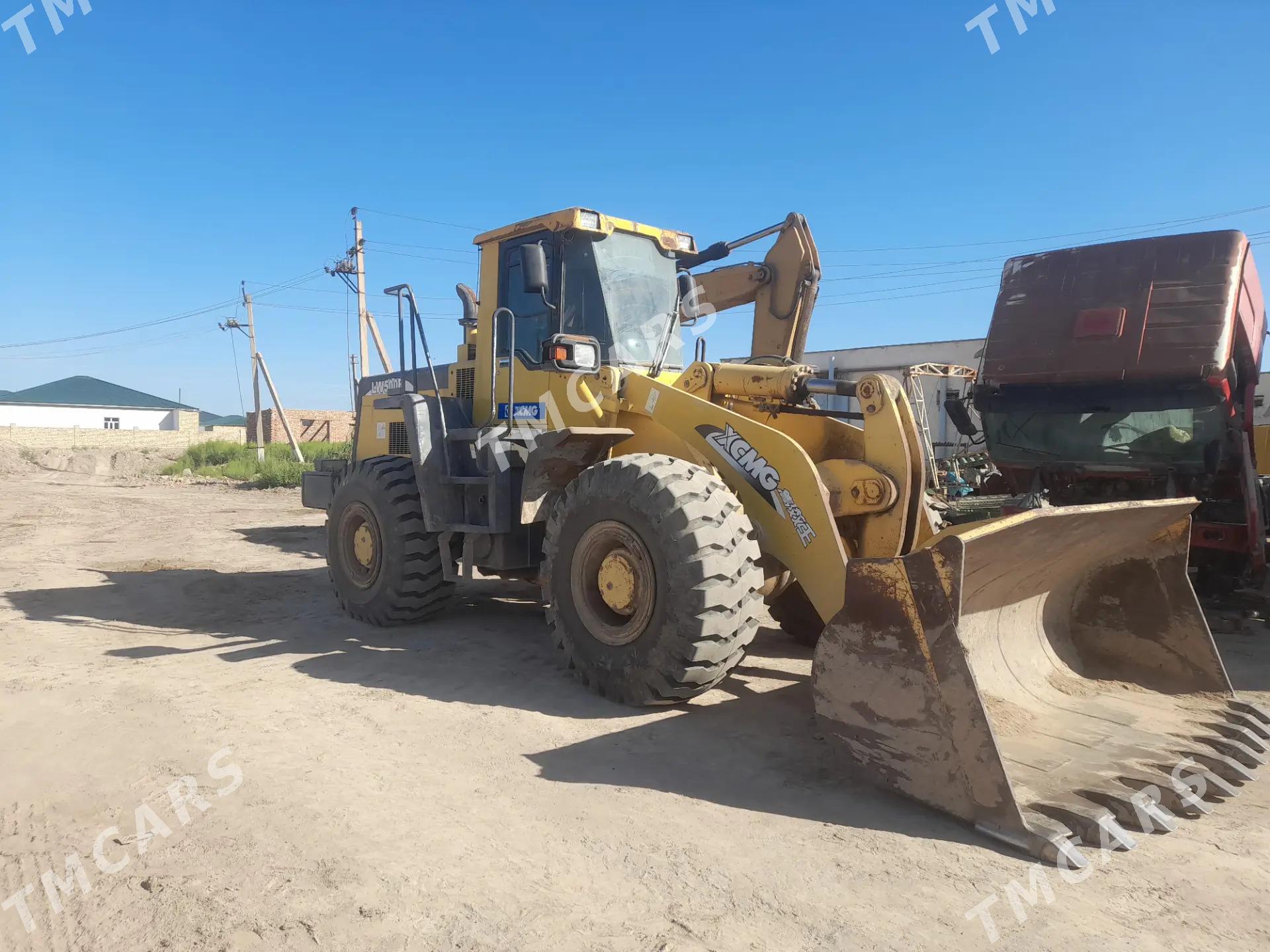 XCMG LW500F 2010 - 520 000 TMT - Дашогуз - img 3