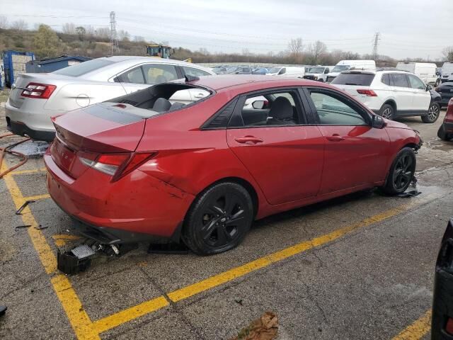 Hyundai Elantra 2022 - 240 000 TMT - Büzmeýin - img 2