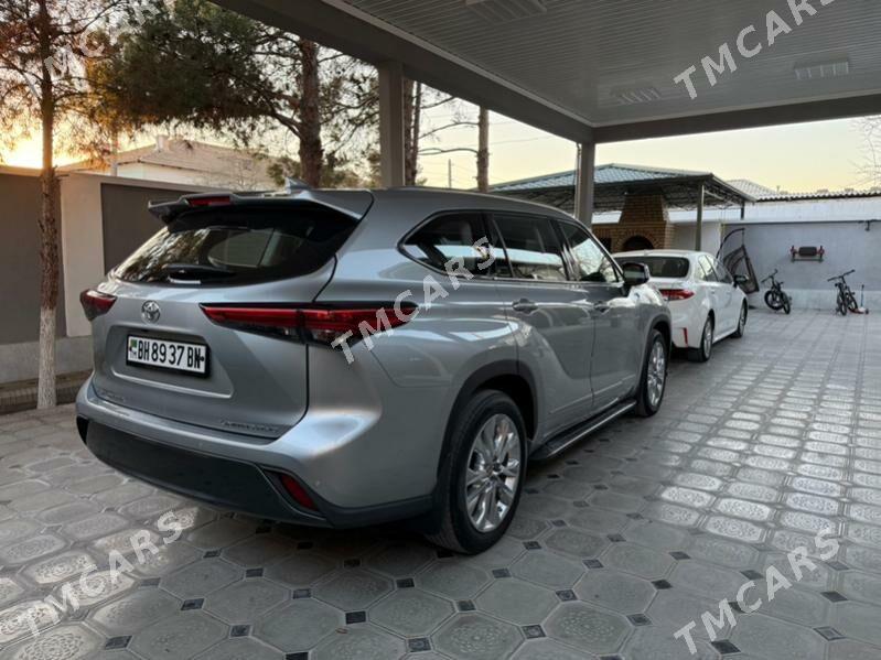Toyota Highlander 2022 - 600 040 TMT - Balkanabat - img 3
