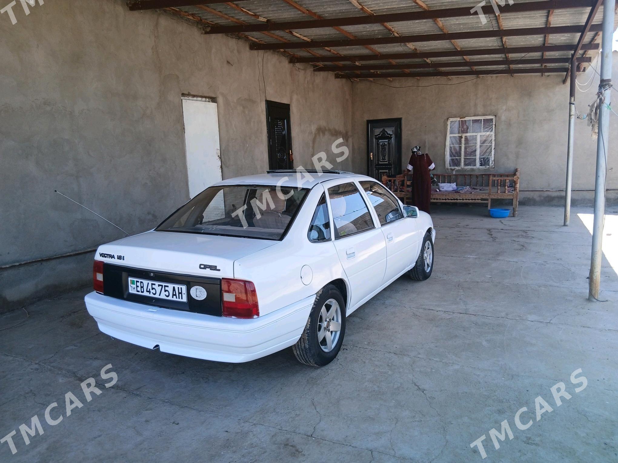 Opel Vectra 1992 - 32 000 TMT - Теджен - img 3