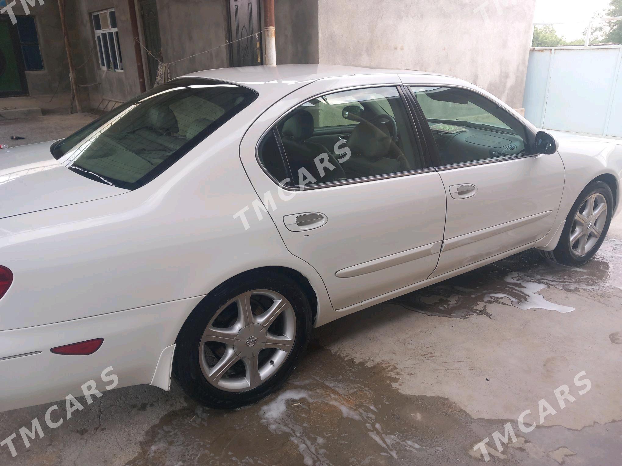 Infiniti I30 2000 - 90 000 TMT - Bäherden - img 3