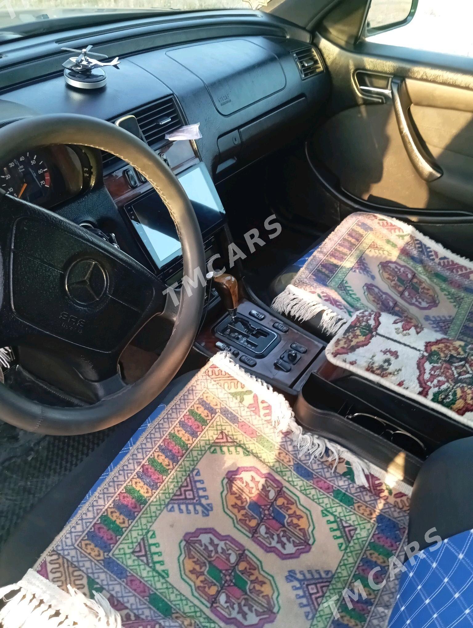 Mercedes-Benz S-Class 1997 - 70 000 TMT - Балканабат - img 3