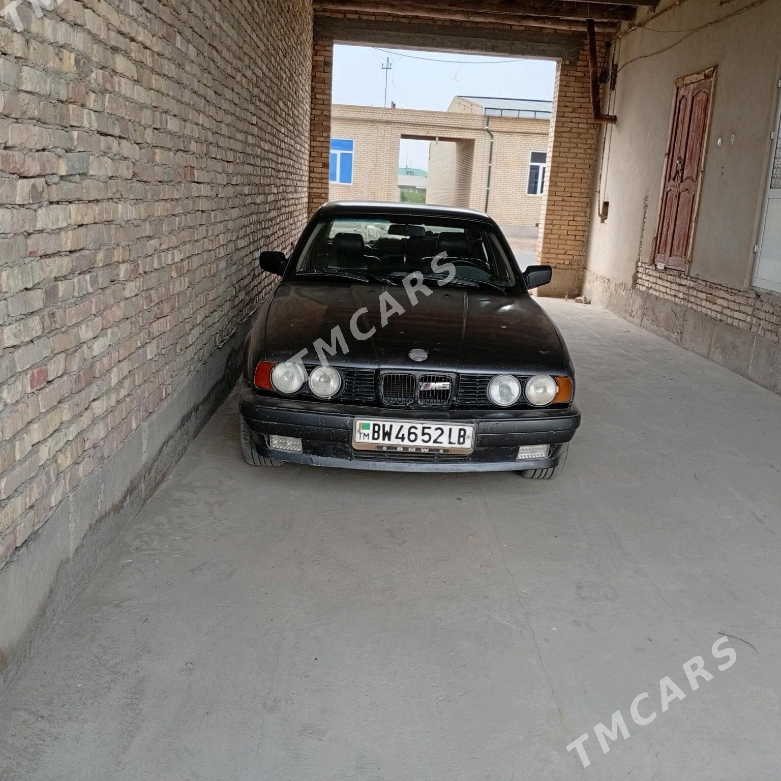 BMW 525 1990 - 45 000 TMT - Чарджоу - img 3