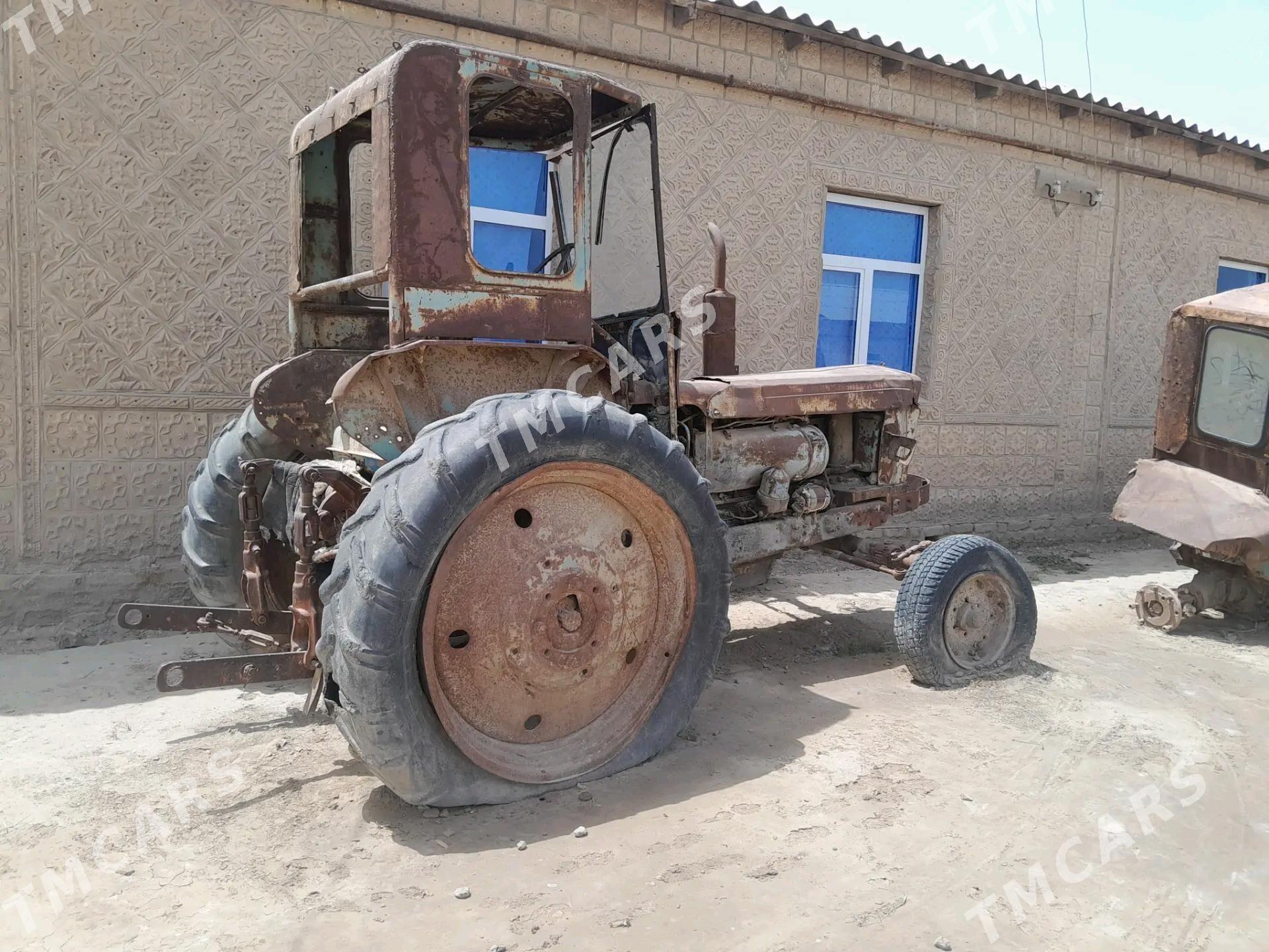 MTZ T-28 1995 - 15 000 TMT - Halaç - img 3