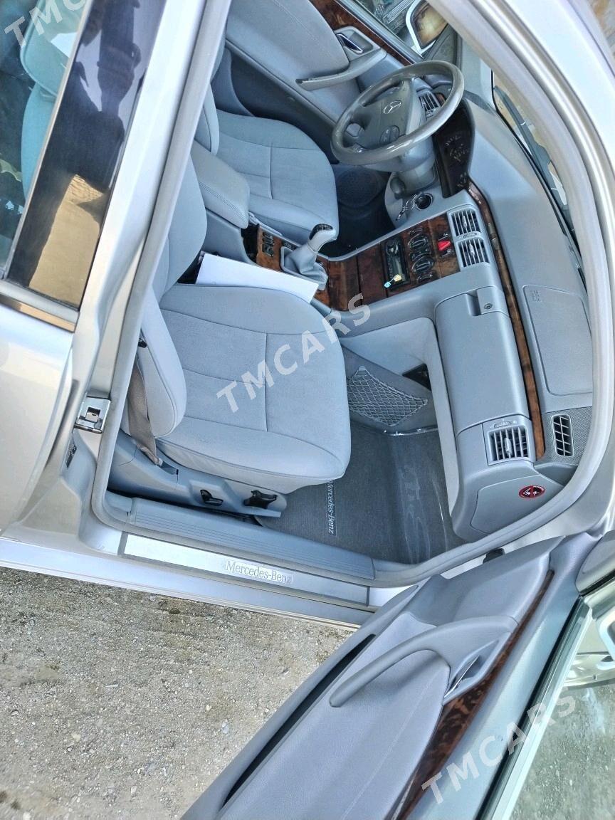 Mercedes-Benz E320 2000 - 120 000 TMT - Балканабат - img 4