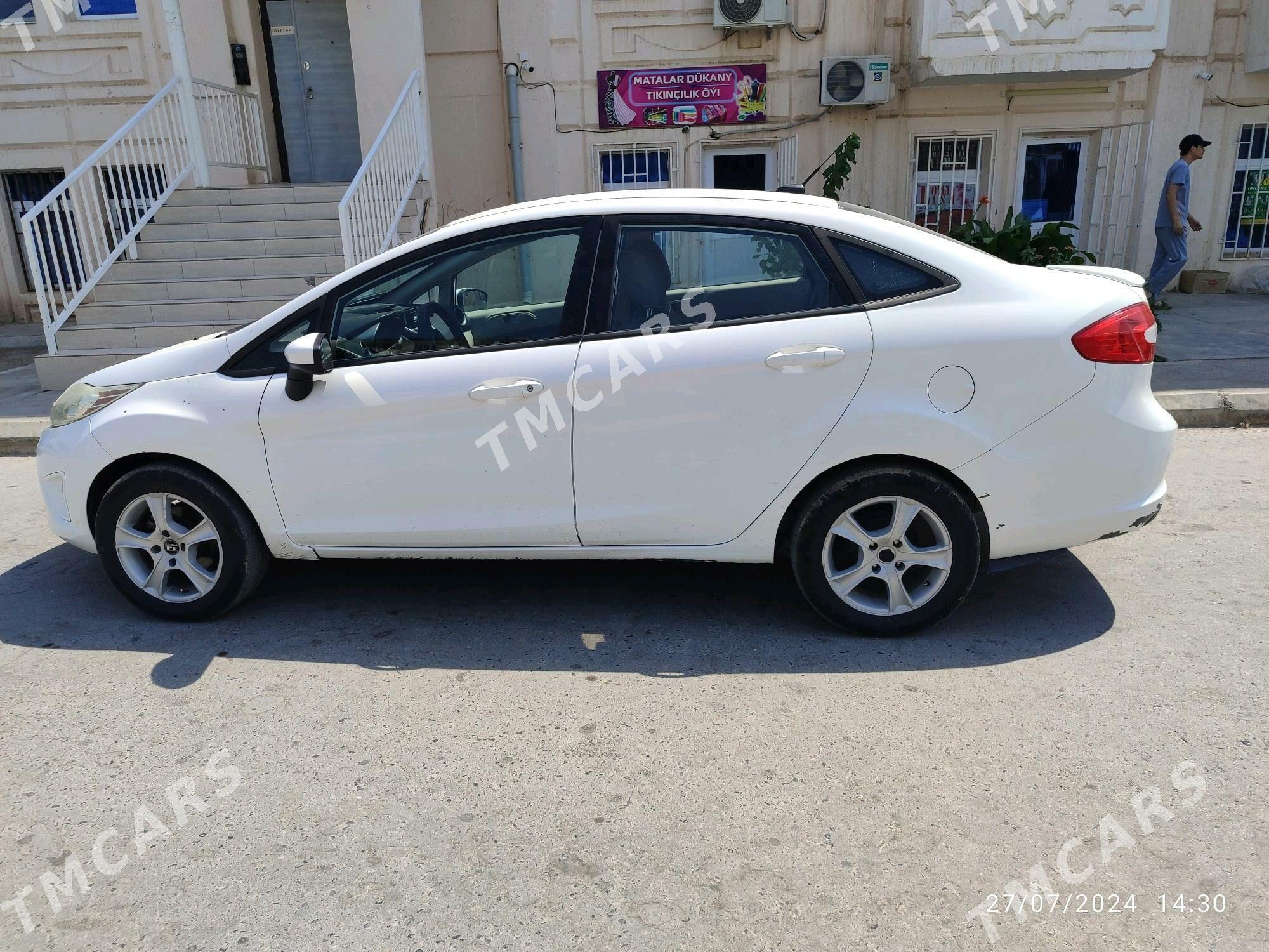 Ford Fiesta 2012 - 70 000 TMT - Garabekewül - img 5