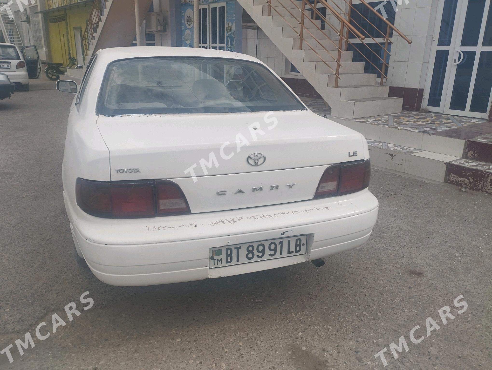 Toyota Camry 1996 - 40 000 TMT - Saýat - img 4