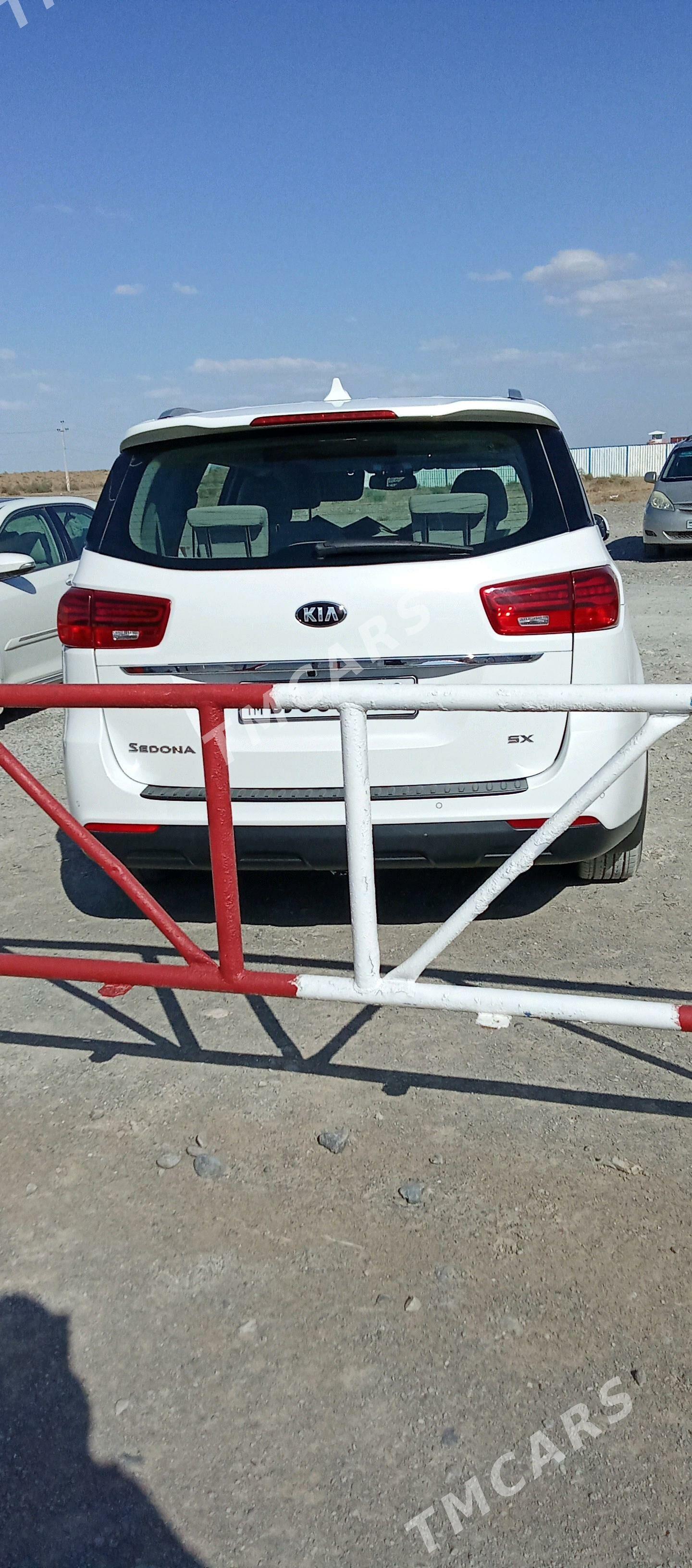Kia Sedona 2019 - 350 000 TMT - Wekilbazar - img 5