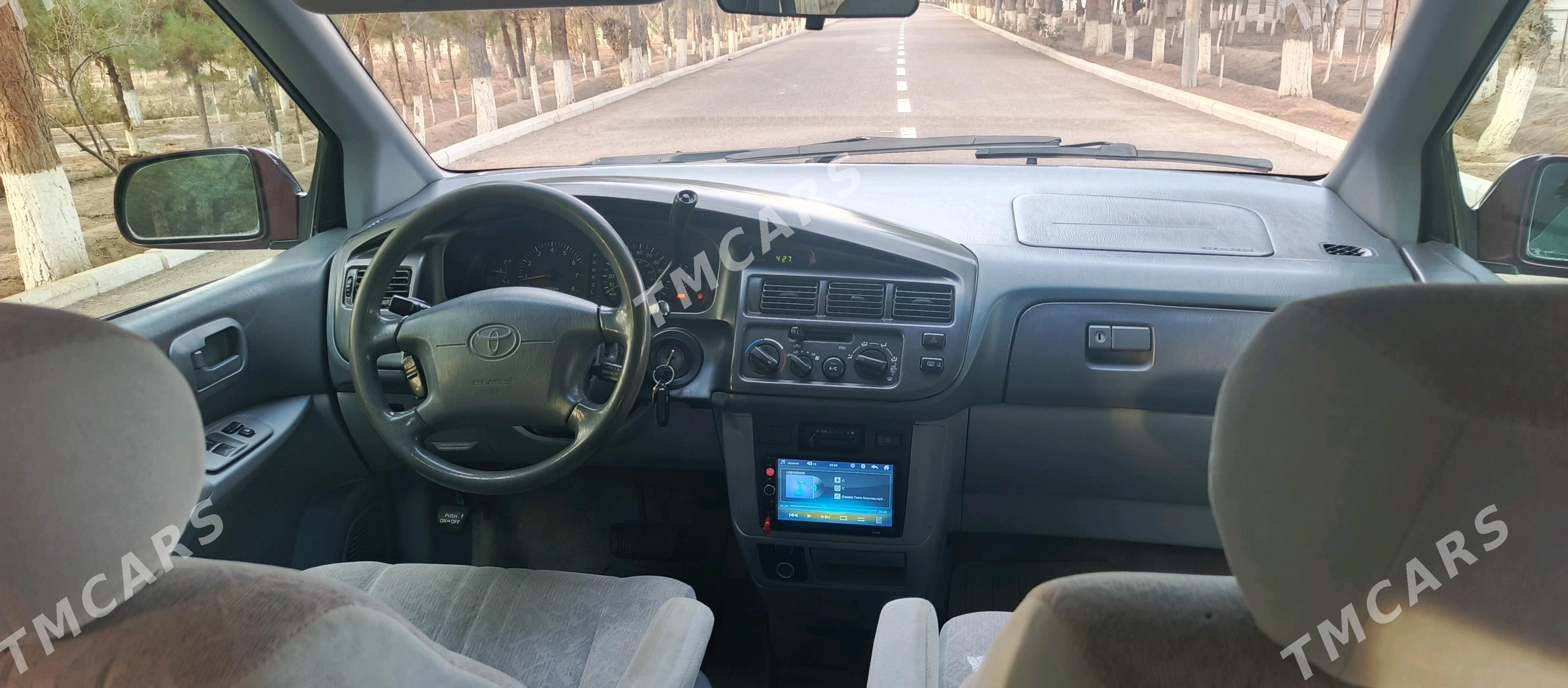 Toyota Sienna 2000 - 140 000 TMT - Мары - img 6