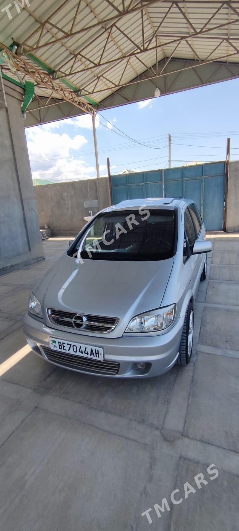 Opel Zafira 2002 - 120 000 TMT - Бахарден - img 5