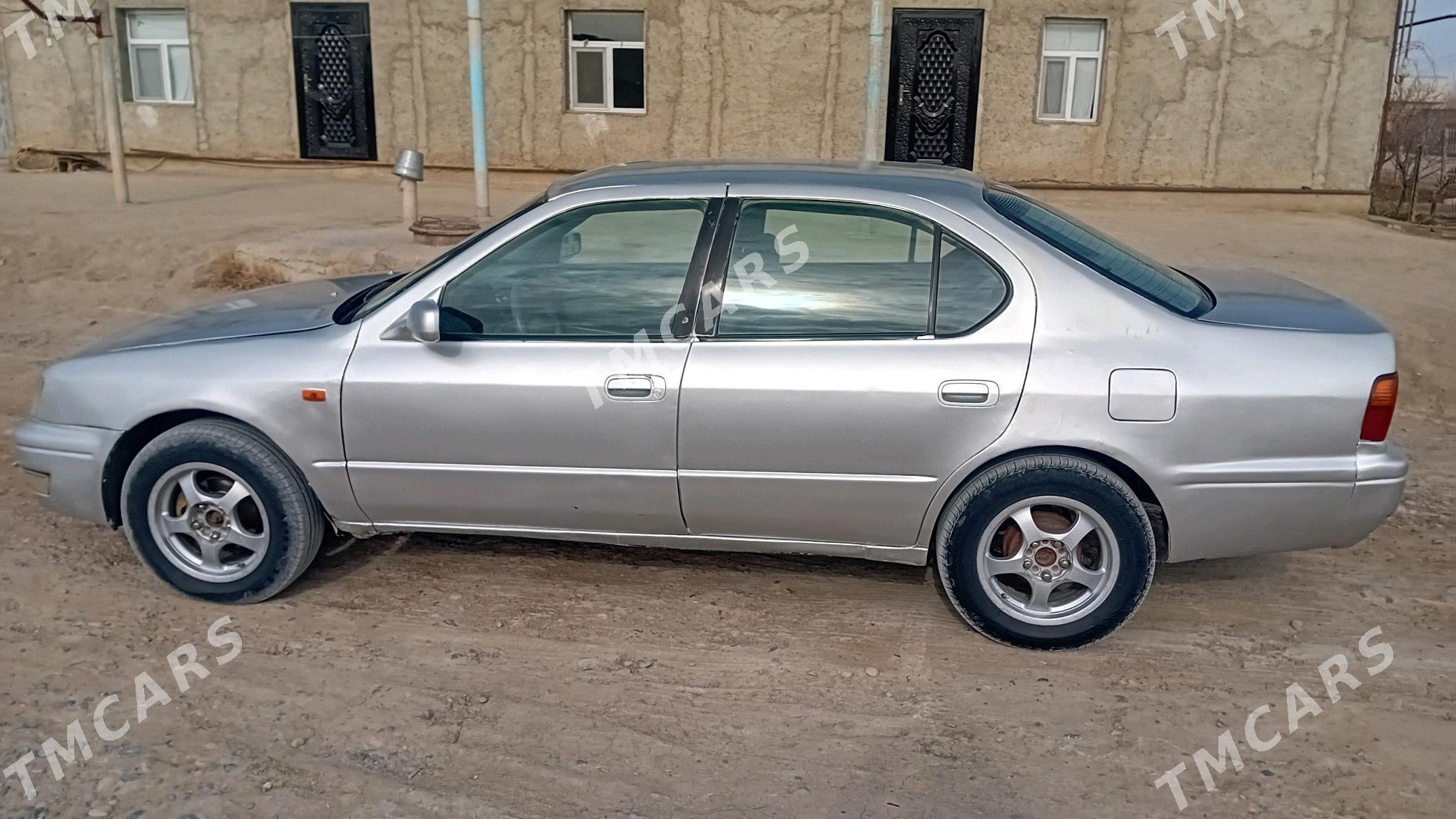 Toyota Vista 1996 - 42 000 TMT - Kaka - img 1