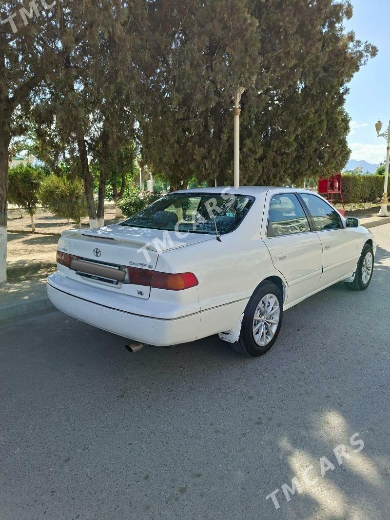 Toyota Camry 1998 - 117 000 TMT - Бахарден - img 5