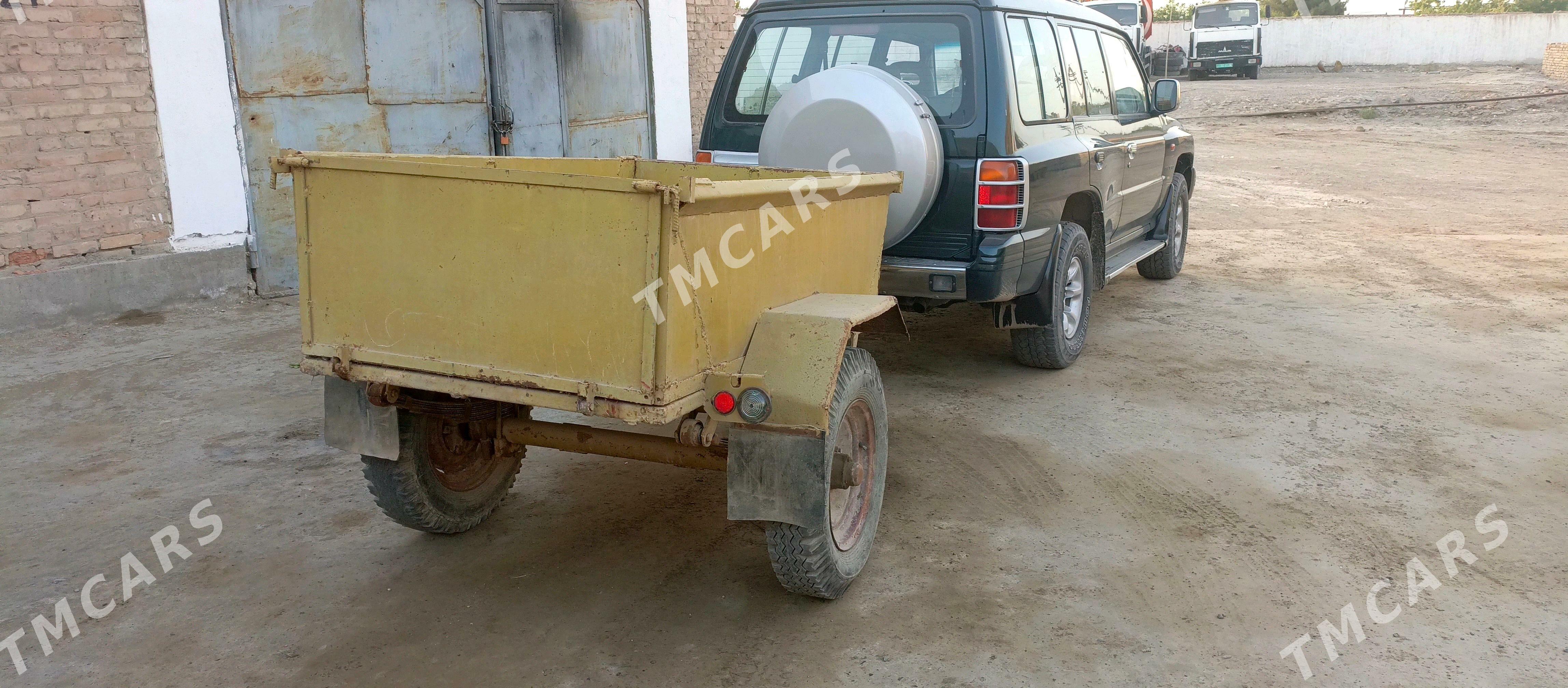 Mitsubishi Montero 2000 - 90 000 TMT - Çärjew - img 5