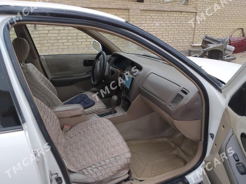 Toyota Avalon 1996 - 90 000 TMT - Мары - img 3
