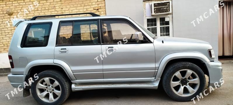 Isuzu Trooper 2000 - 100 000 TMT - Байрамали - img 3