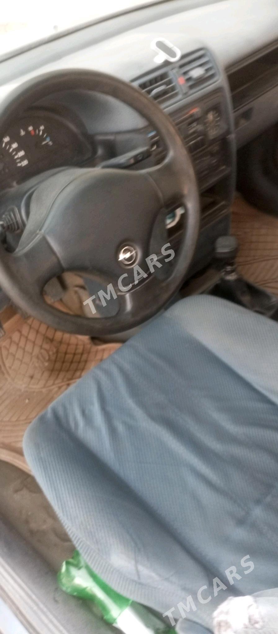 Opel Vectra 1991 - 29 000 TMT - Türkmenbaşy etr. - img 5