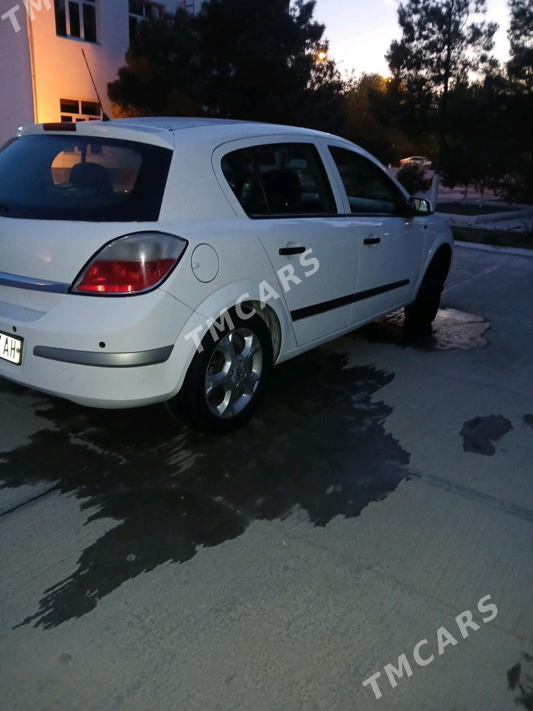 Opel Astra 2004 - 88 000 TMT - Анев - img 2