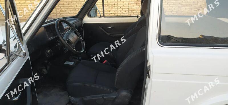 Lada Niva 2008 - 95 000 TMT - Мары - img 3