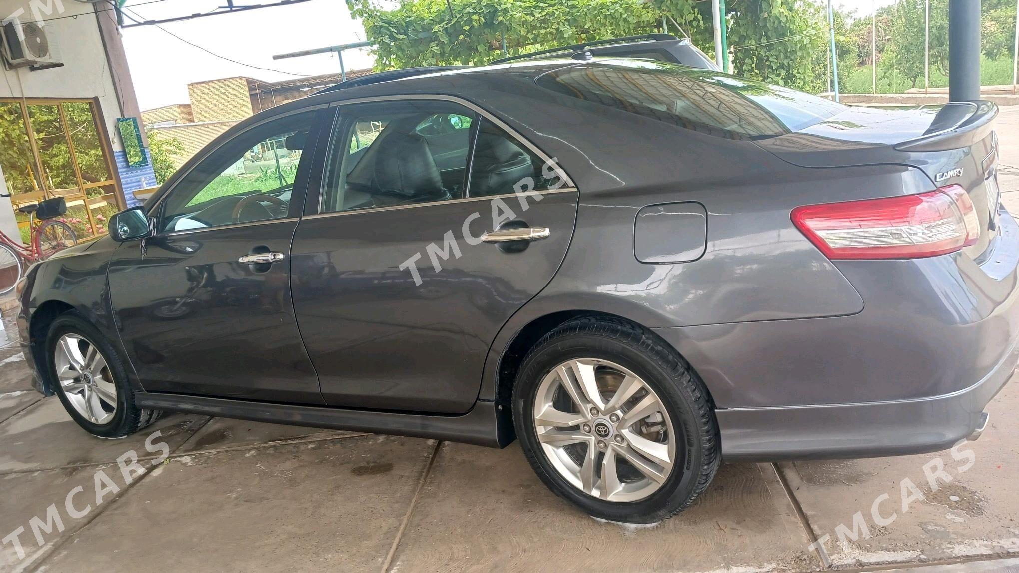 Toyota Camry 2009 - 180 000 TMT - Saýat - img 9