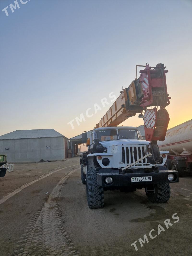 Ural 4320 2003 - 450 000 TMT - Gumdag - img 2