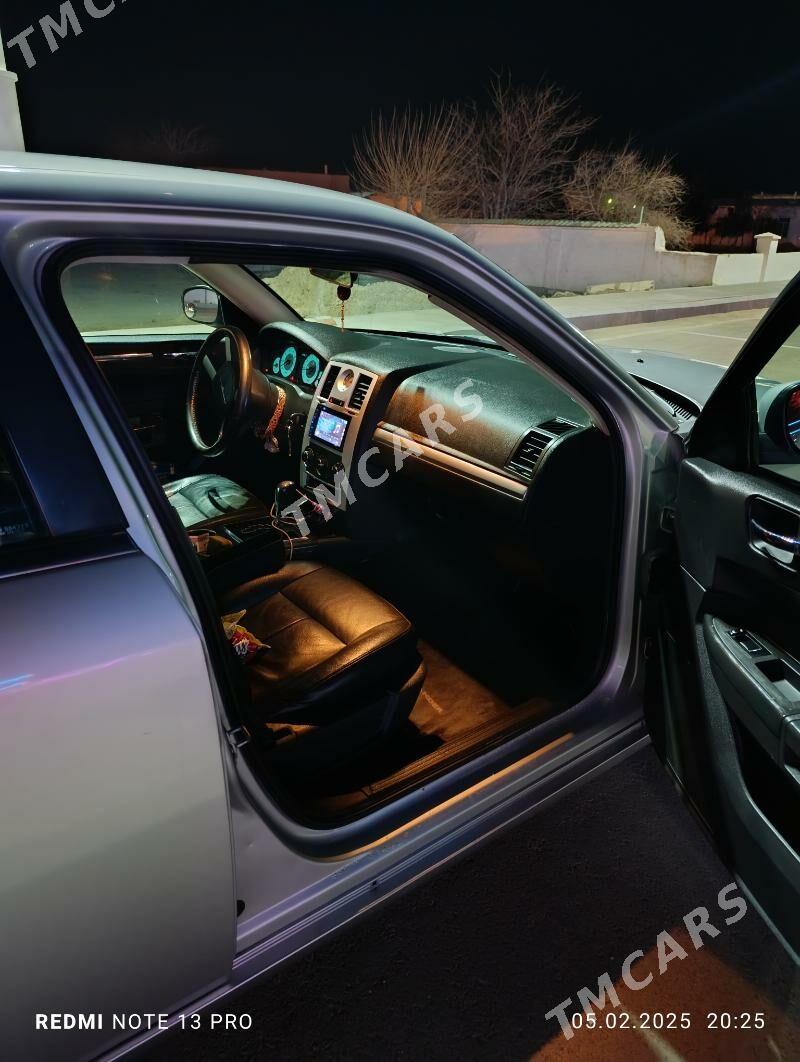 Chrysler 300 2008 - 90 000 TMT - Балканабат - img 4