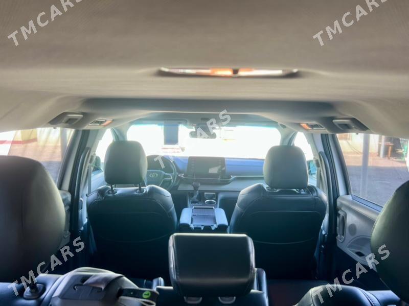 Toyota Sienna 2021 - 445 000 TMT - Ашхабад - img 5