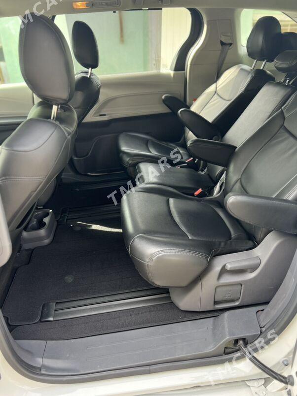 Toyota Sienna 2021 - 445 000 TMT - Ашхабад - img 3