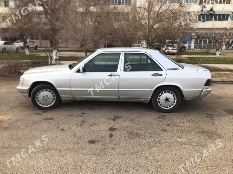 Mercedes-Benz 190E 1987 - 13 000 TMT - Mary - img 4