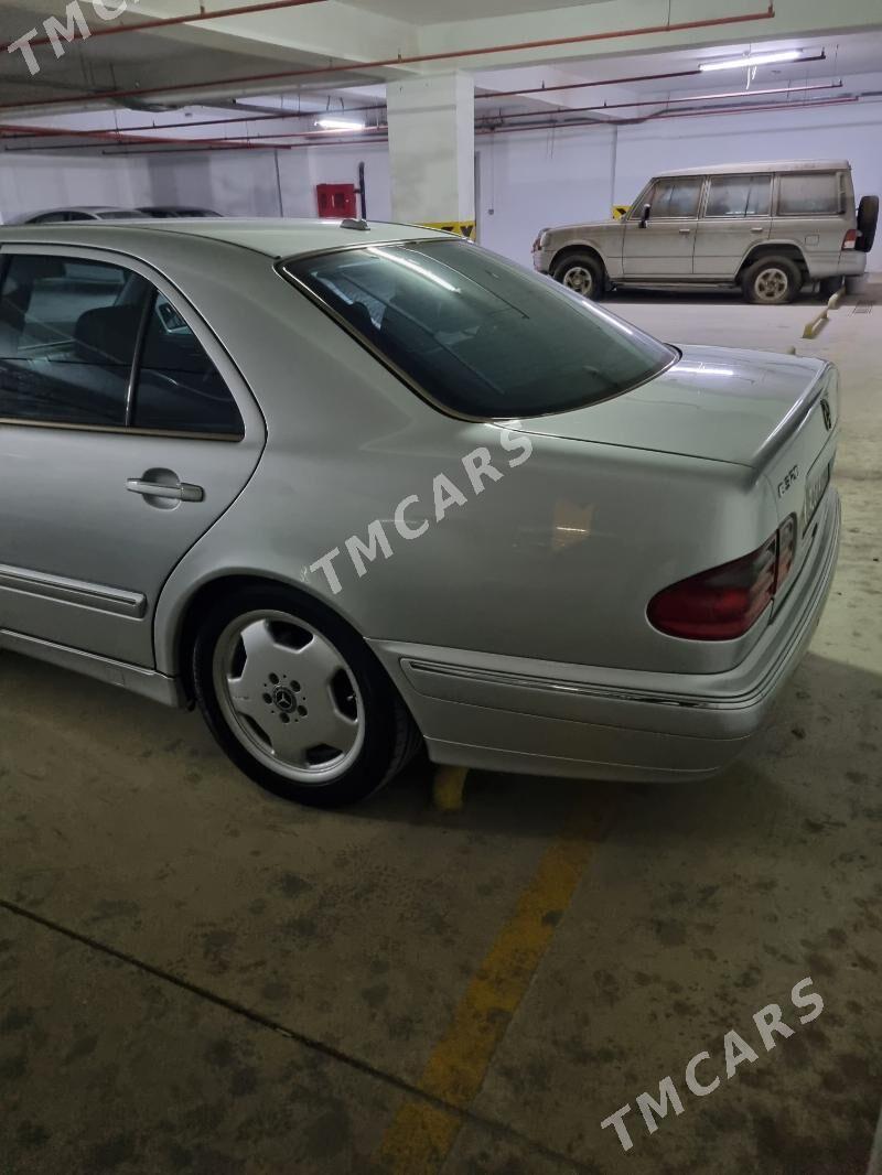 Mercedes-Benz E320 2001 - 126 000 TMT - Aşgabat - img 4
