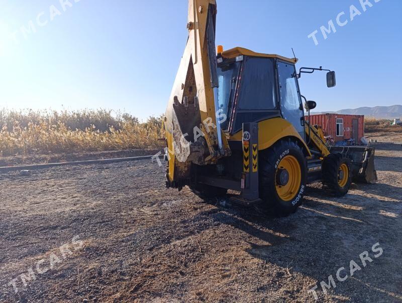 JCB 3CX Compact 2010 - 380 000 TMT - Ак-Бугдайский этрап - img 4