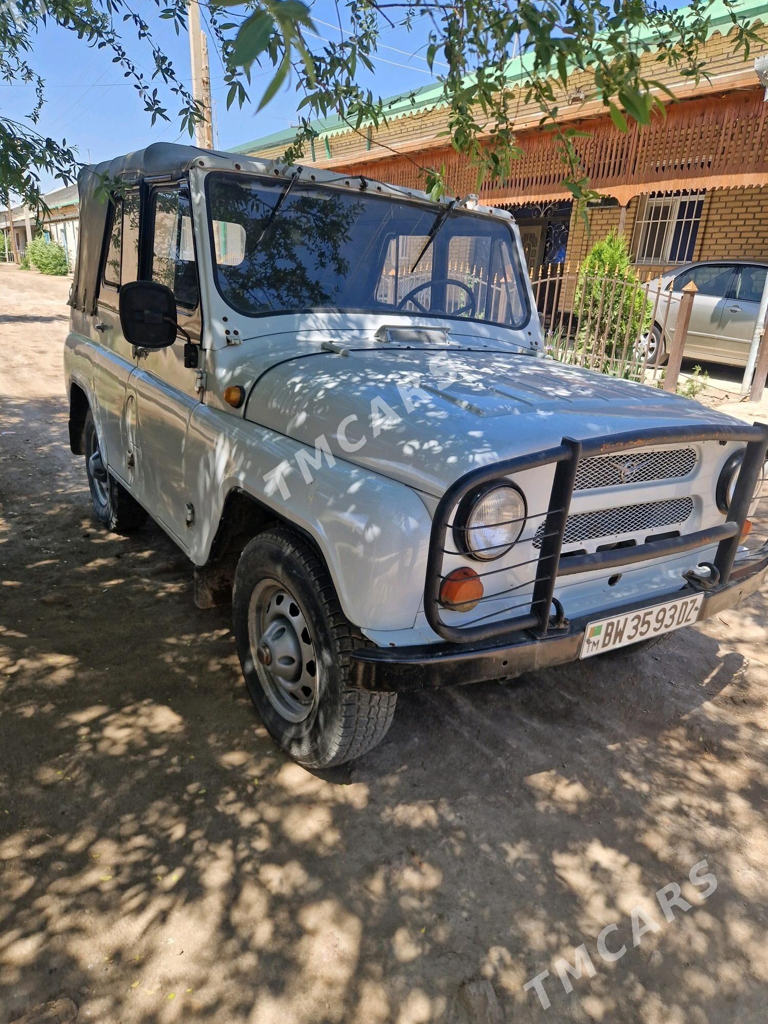 UAZ 469 2000 - 60 000 TMT - Гурбансолтан Едже - img 2