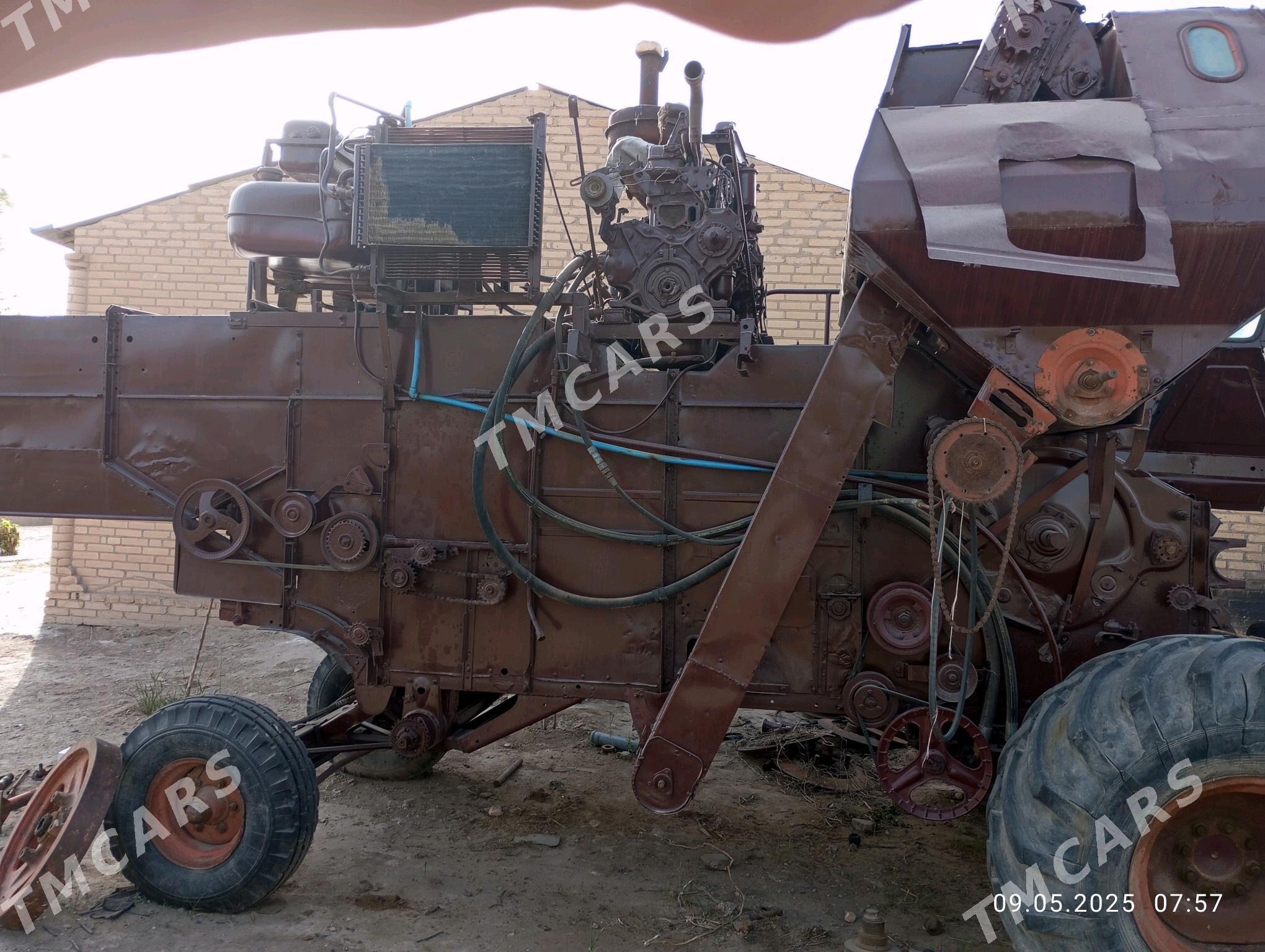 MTZ 82 1992 - 300 000 TMT - Халач - img 3