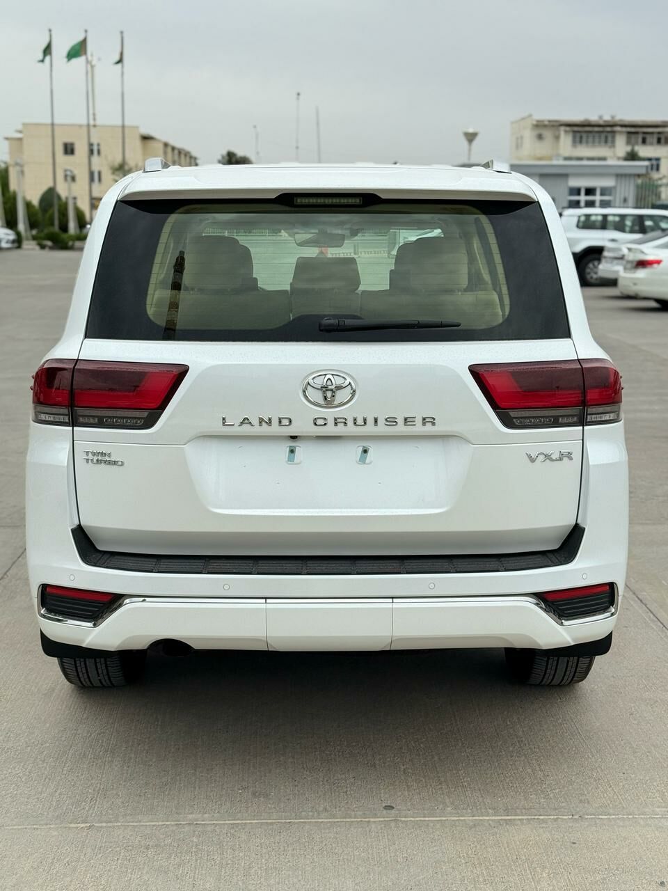 Toyota Land Cruiser 2023 - 1 490 000 TMT - 11 мкр - img 5