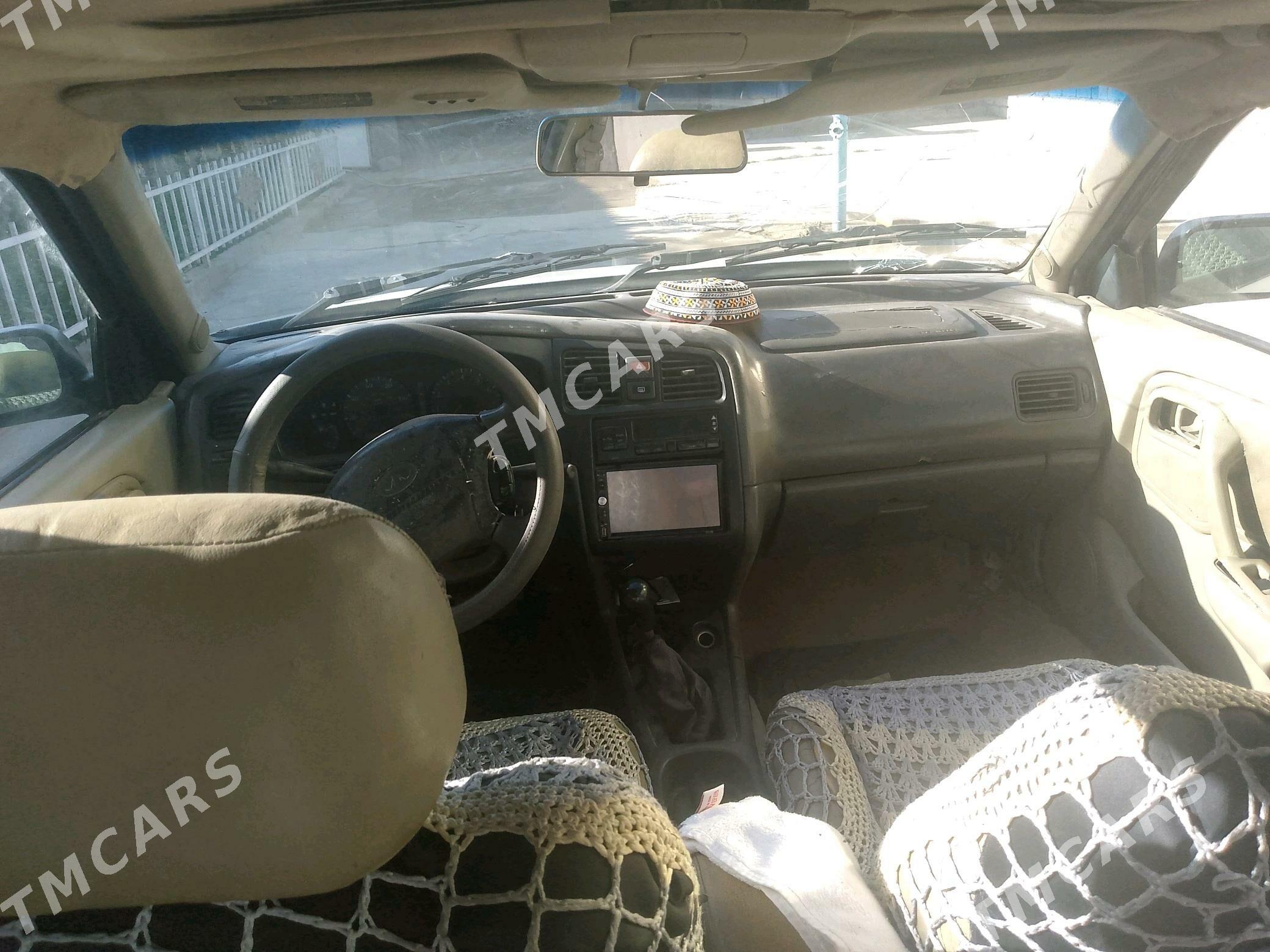 Nissan Sunny 2000 - 22 000 TMT - Яшлык - img 5