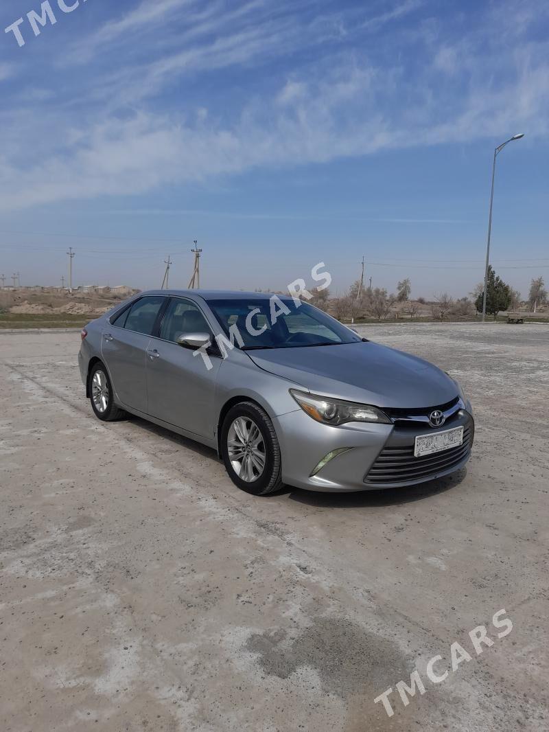 Toyota Camry 2015 - 240 000 TMT - Halaç - img 2