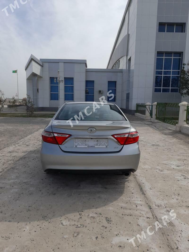 Toyota Camry 2015 - 240 000 TMT - Halaç - img 4
