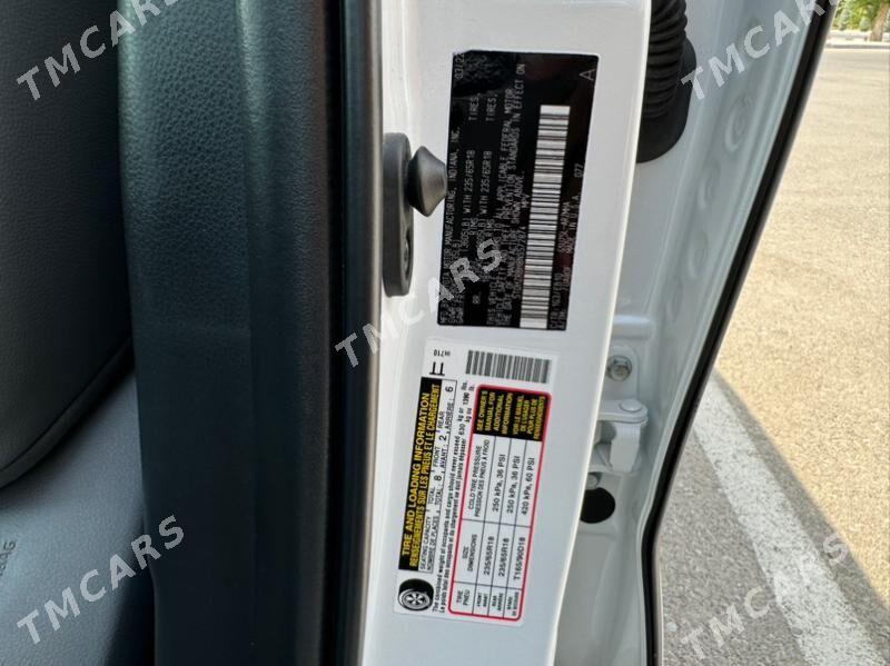 Toyota Highlander 2022 - 560 000 TMT - Ашхабад - img 2