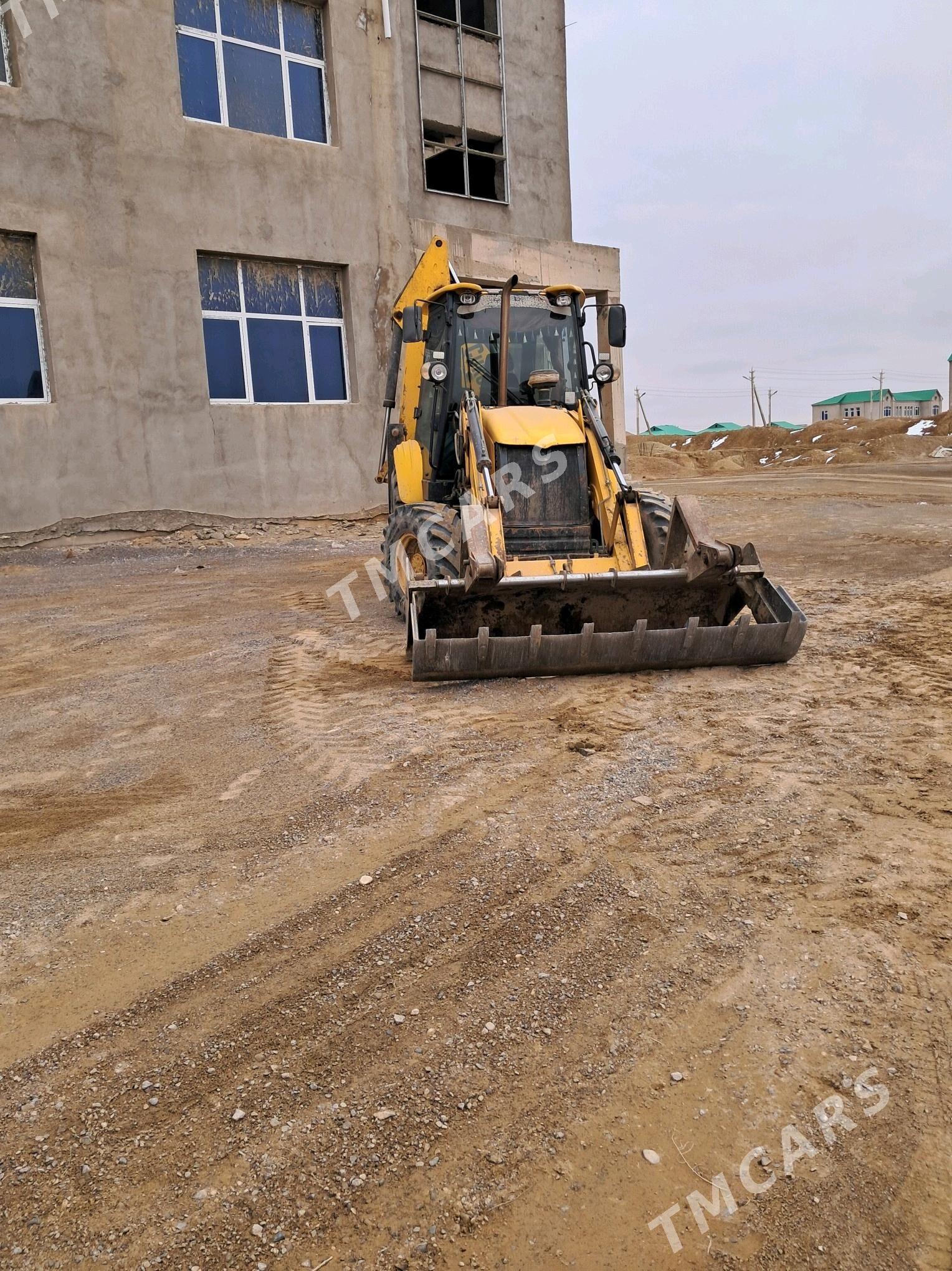 JCB 3CX ECO 2012 - 650 000 TMT - Дарганата - img 5