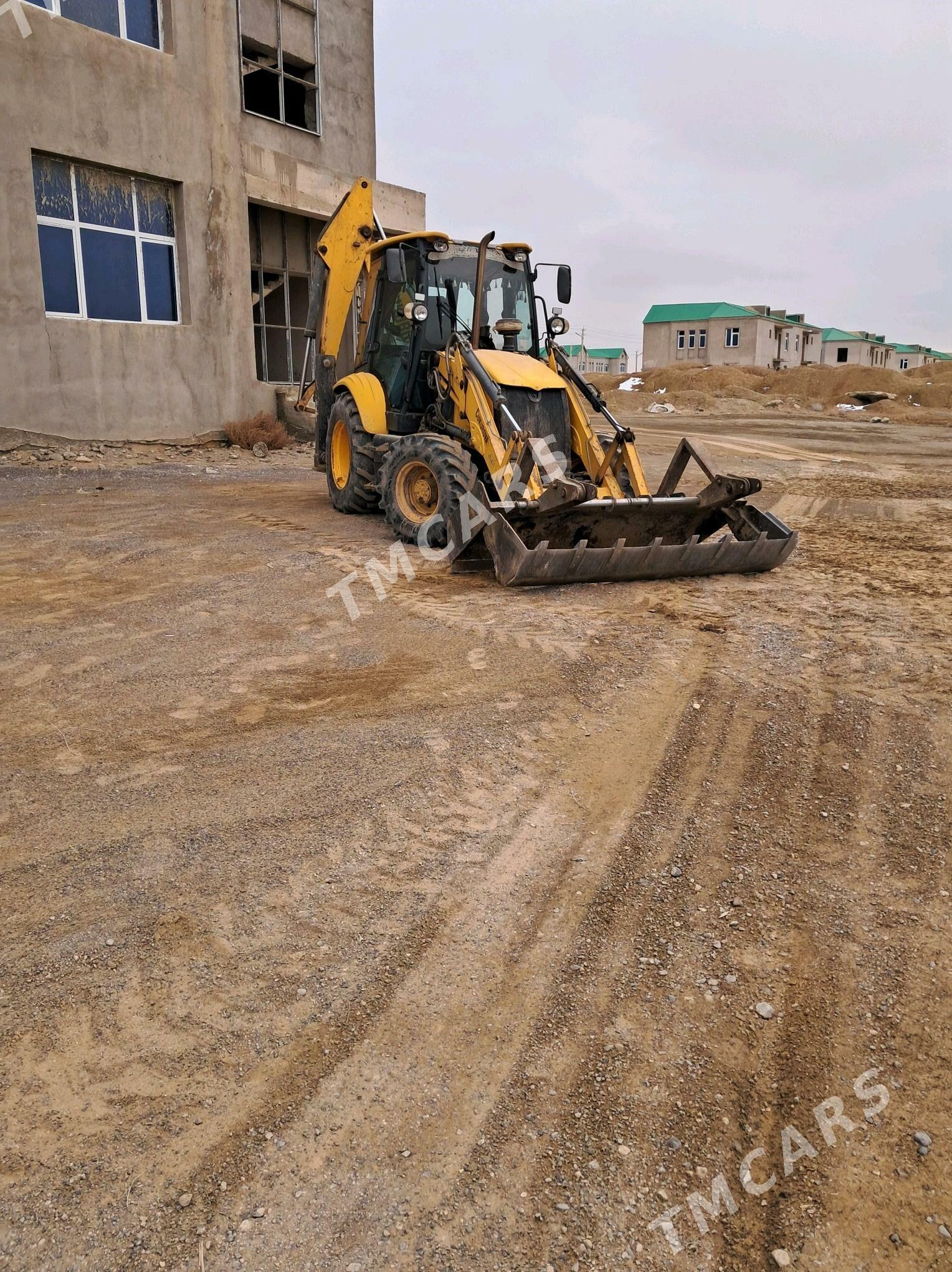 JCB 3CX ECO 2012 - 650 000 TMT - Дарганата - img 7