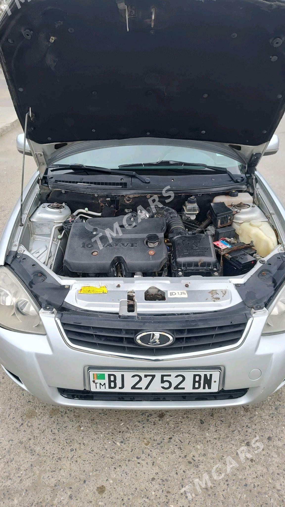 Lada Priora 2011 - 58 000 TMT - Махтумкули - img 2