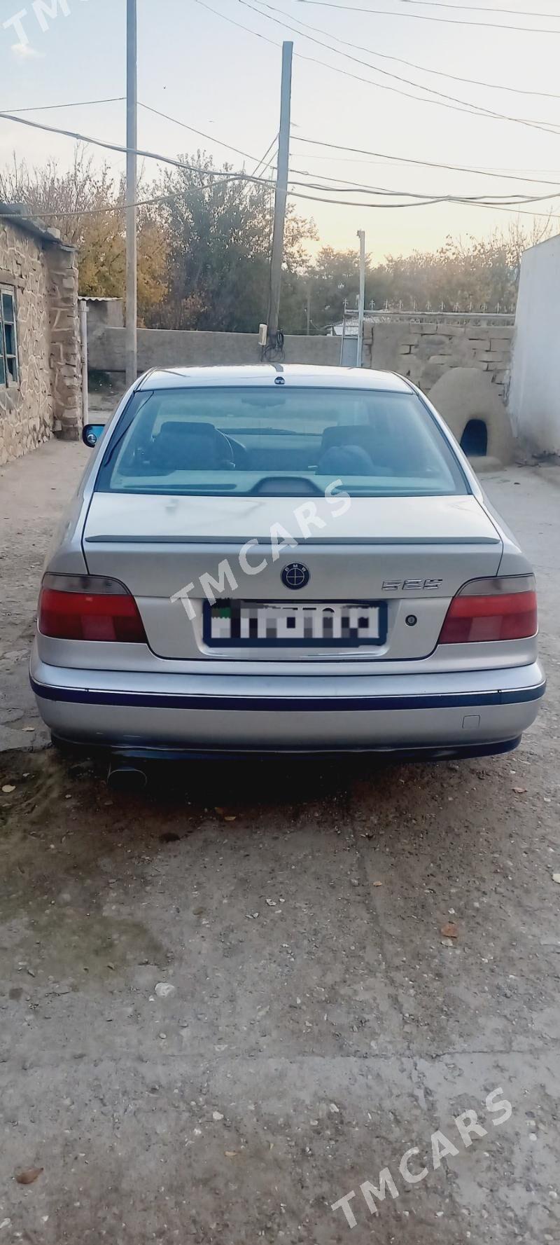 BMW E39 1999 - 81 000 TMT - Бахарден - img 2