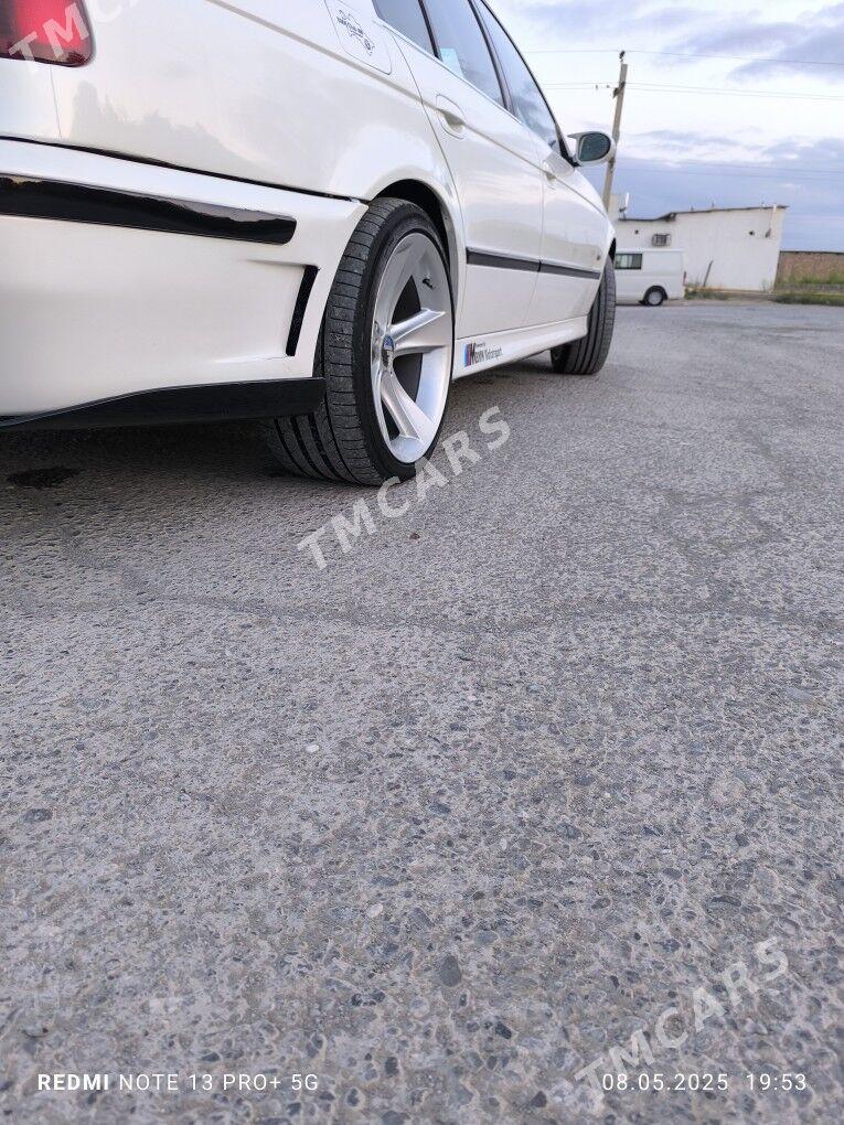 BMW E39 2003 - 120 000 TMT - Кака - img 4