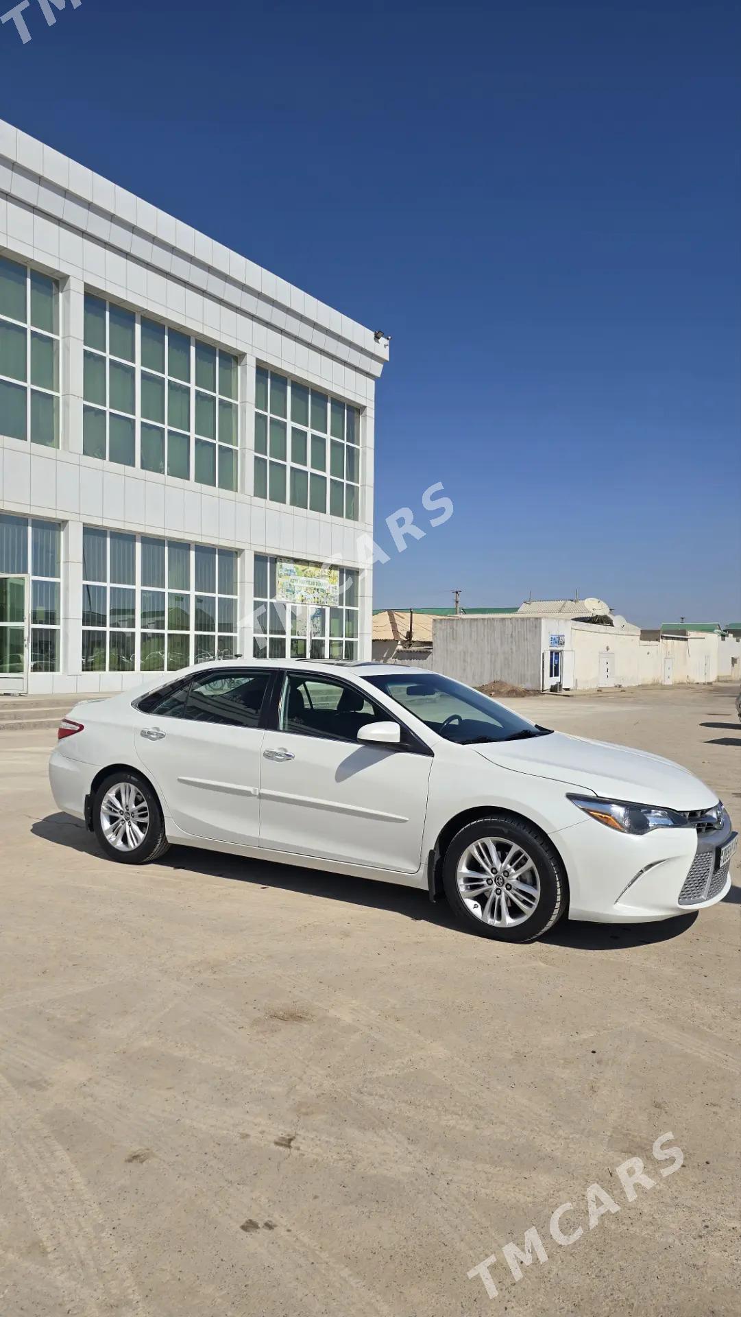 Toyota Camry 2017 - 255 000 TMT - Туркменабат - img 2