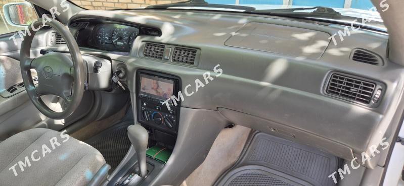 Toyota Camry 2001 - 140 000 TMT - Саят - img 5