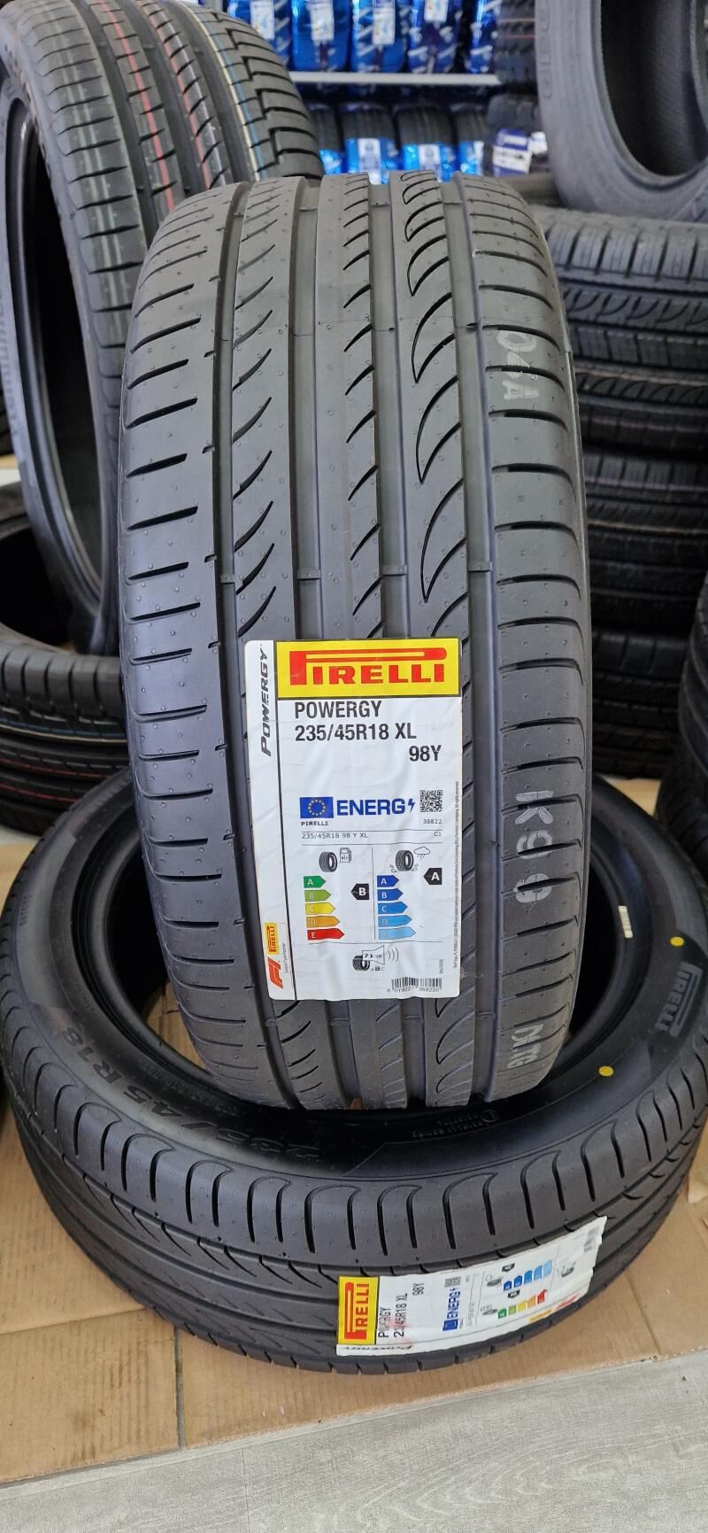 PIRELLI 235/45/18 2024ÝYL ✅️ 3 800 TMT - Ak bugdaý etraby - img 2