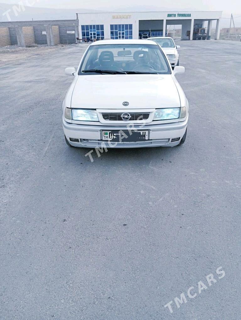 Opel Vectra 1990 - 45 000 TMT - Bäherden - img 6