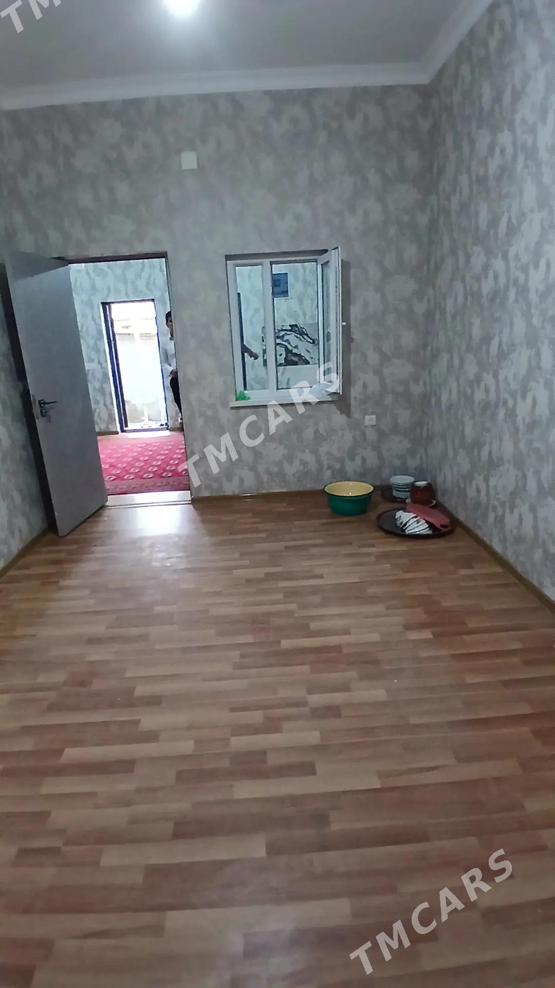 Hitrowka Finski 42m² 4 komnat - Aşgabat - img 4