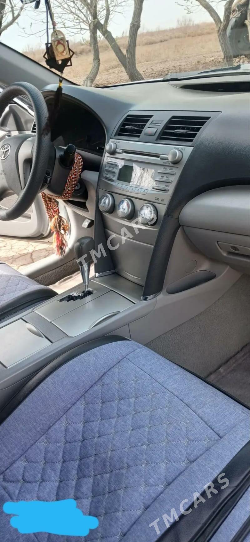 Toyota Camry 2011 - 220 000 TMT - Köneürgenç - img 4